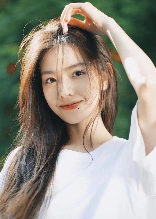 网红理万姬董小姐,揭秘网络红人的魅力与影响力