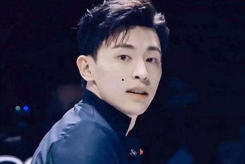 北京网红伴郎,揭秘北京网红伴郎的潮流魅力