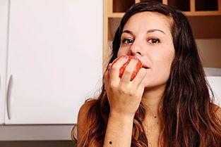 明星孕期呕吐,明星妈妈们的共同挑战与温馨分享